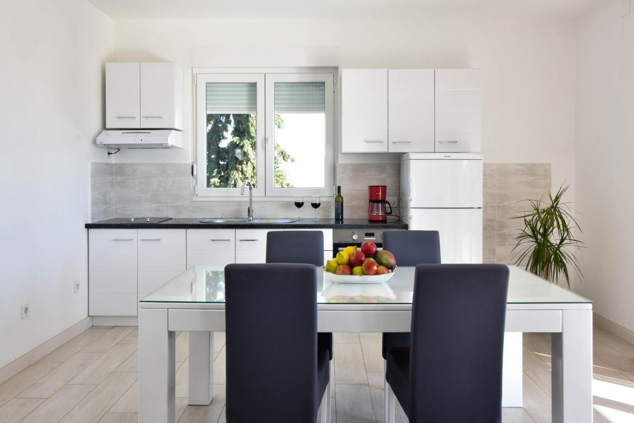 Apartment Deluxe Villa Carlotta زادار المظهر الخارجي الصورة