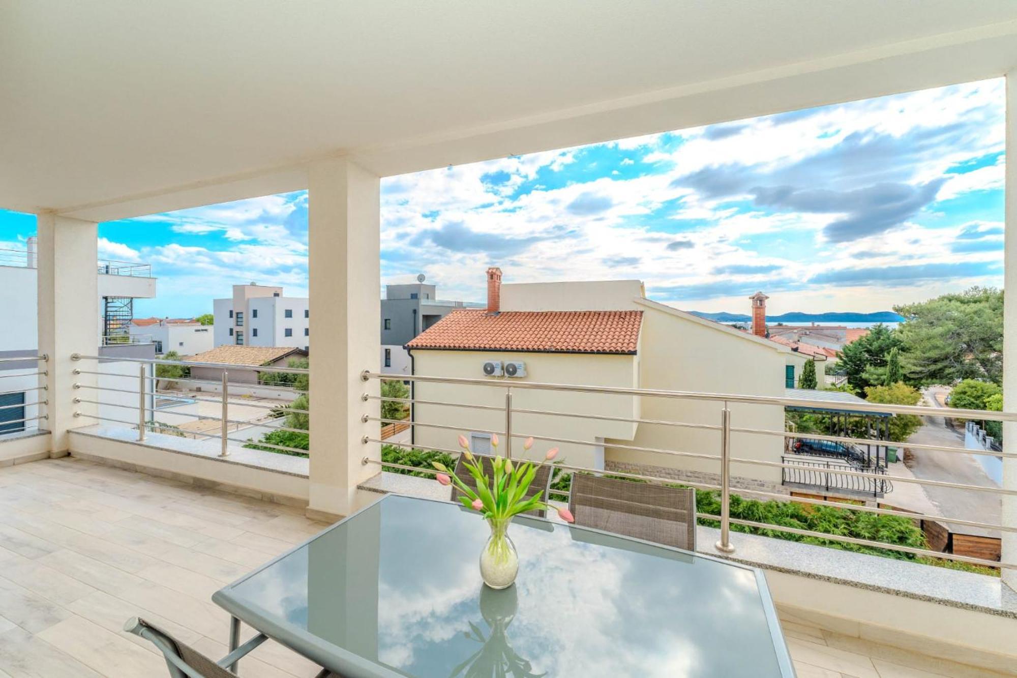 Apartment Deluxe Villa Carlotta زادار المظهر الخارجي الصورة